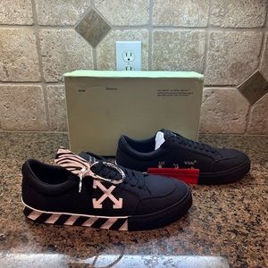 OFF-WHITE VULC LOW SIZE 12 MENS